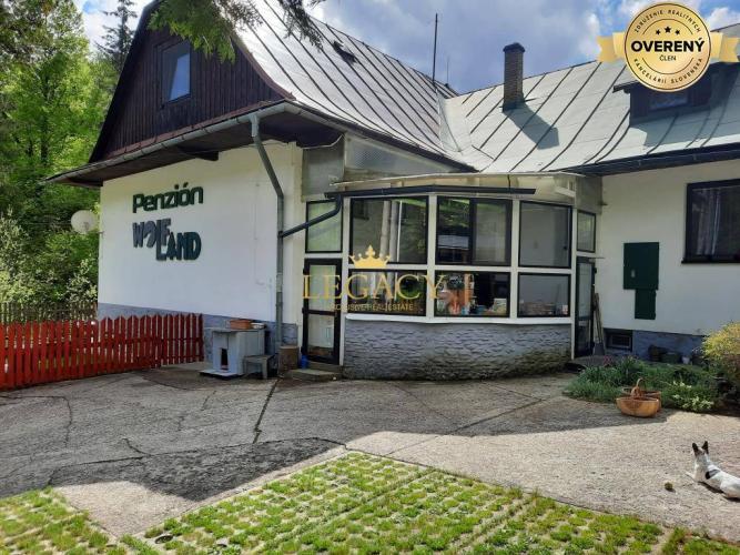 Reality Viacgeneračný dom na predaj - Ideálny únik z mestského ruchu