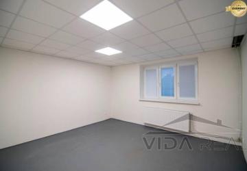 Reality Prenájom komerčného rodinného domu vhodného pre firmu / kancelárie