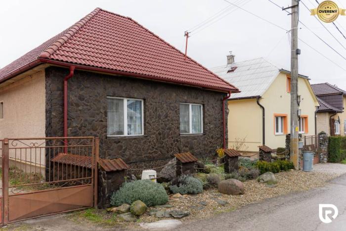 Reality RADO | 3i RD s pozemkom 1977m2 | Bobot