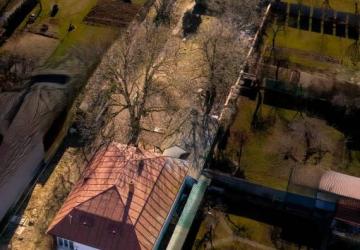 Reality Predaj - 2 RD Michalovce, A. Kmeťa , pozemok  1510 m2, všetky IS