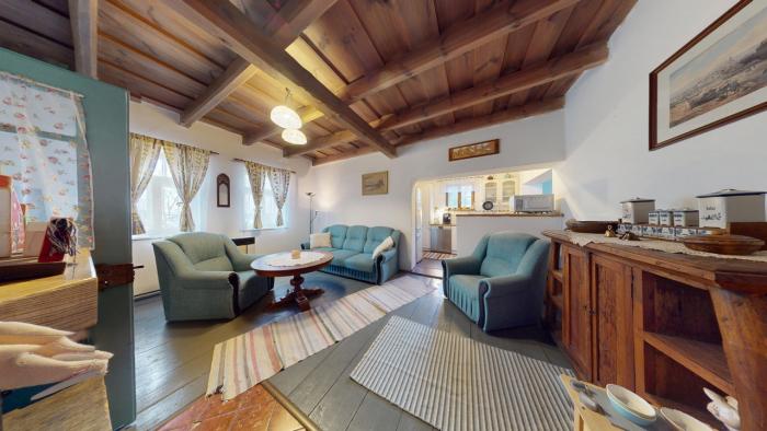 Reality Štýlový vidiecky 4izb. RD 170m, pozemok 979m2, pod lesom, aj ako chalupa, 1 hod. od BAA