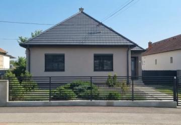 Reality PNORF – Samostatný rodinný dom s garážou a záhradou 900 m² | Žlkovce