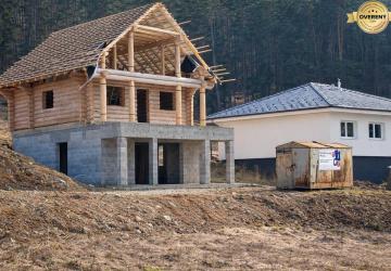 Reality NA PREDAJ - Necpaly - Zrubový dom (hrubá stavba)