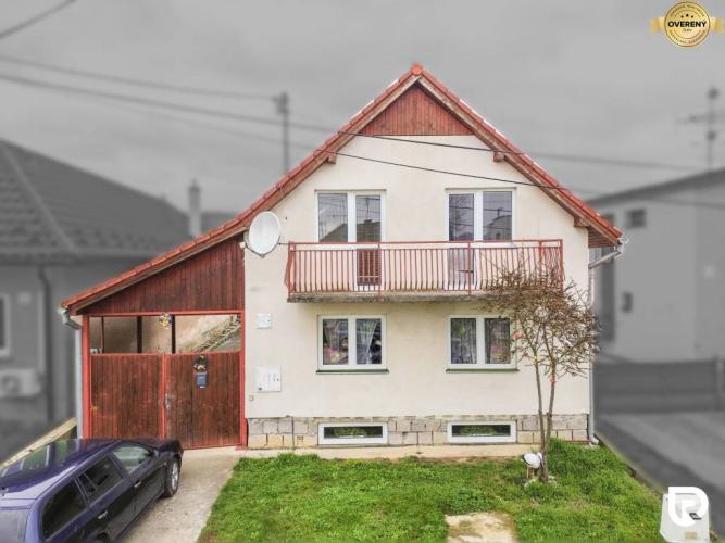 Reality RADO | Rodinný dom s pozemkom 1336m2, Štvrtok - okr. Trenčín