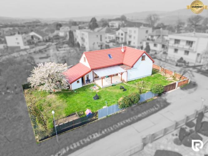 Reality RADO | Na prenájom rodinný dom s pozemkom, Soblahov - Trenčín