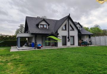Reality MODERNÁ NOVOSTAVBA DOMU VECHEC – VÝHĽAD NA VRCHY!
