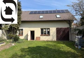 Reality Rodinný dom s administratívnou budovou na ulici Na vrátkach na predaj