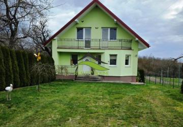 Reality Poschodový rodinný dom v  obci Klokočov okr. Michalovce