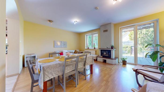 Reality Útulný 5i RD s garážou, pozemok 480m2, Ostružinová ul., BA II Vrakuňa, KLÍMA, kúpou voľný