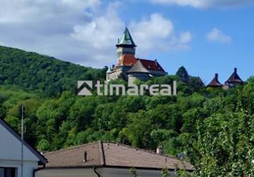 Reality EXKLUZÍVNE: Dom s panoramatickým výhľadom na hrad a Malé Karpaty