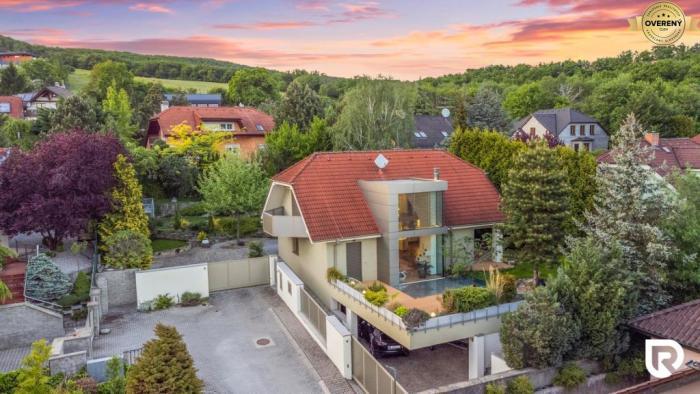 Reality RADO | 4-izbový dom 390m2 + pozemok 1000m2  | Limbach