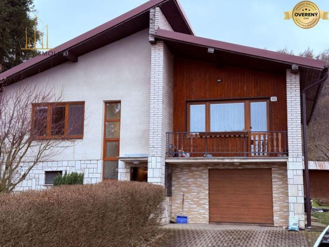 Reality AKTUALIZÁCIA CENY !!!  EXKLUZÍVNE - Rodinny dom na veľkom pozemku - Vy