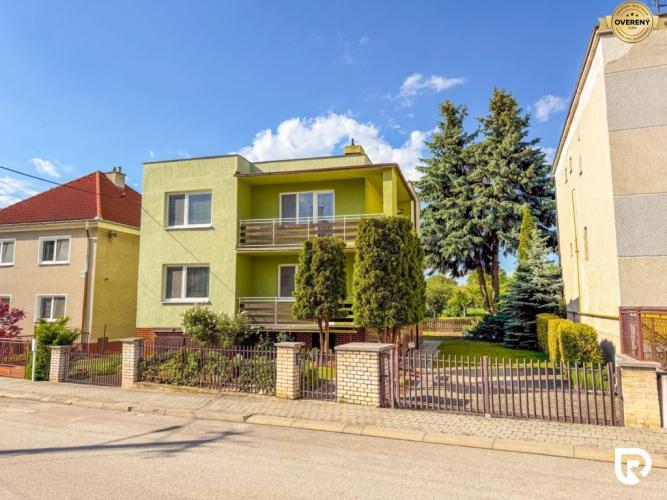 Reality RADO | Veľký rodinný dom s pozemkom 806m2, Trenčín - Opatová