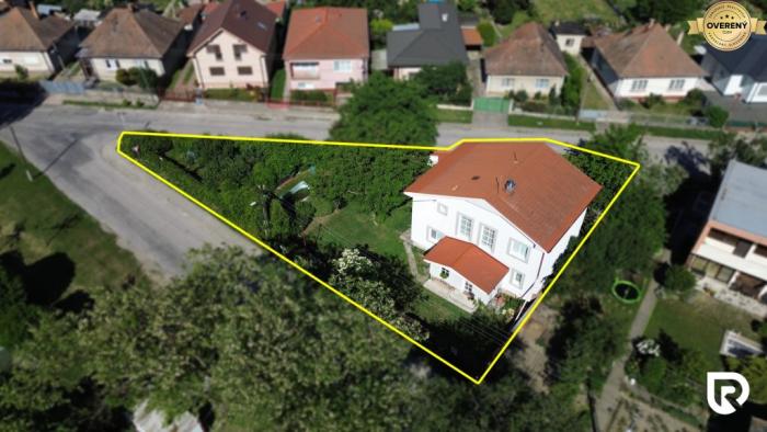 Reality RADO | priestranny rodinný dom v Malinove | 751 m² pozemok, 5 izieb