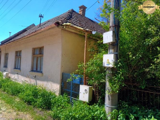 Reality Rodinný dom s pozemkom 4282m2 KĽAČNO okr. Prievidza,