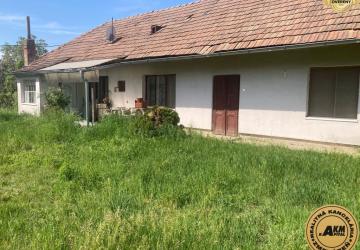 Reality Vidiecky dom 2880m2 Nové Zámky - Veľká Maňa