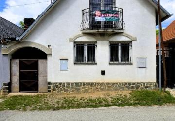 Reality 9 izbový dom, Medzev, všetky IS, pozemok 777 m2, zariadený