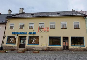 Reality Reštaurácia s 6 izb. bytom a záhradou, celkom 700 m2, Kremnica SM-890