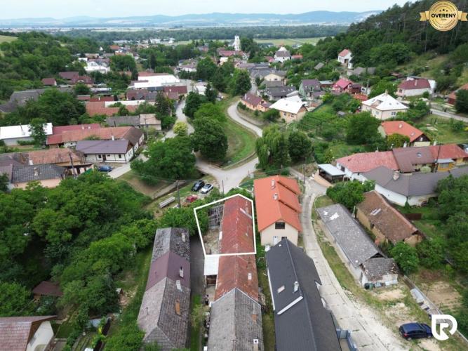 Reality RADO | 2i rodinný dom | Hrádok