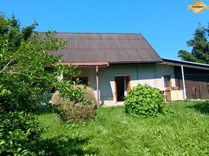 Reality Rodinný dom- chalupa  s pozemkom 562 m2 VRÍCKO okr. Martin