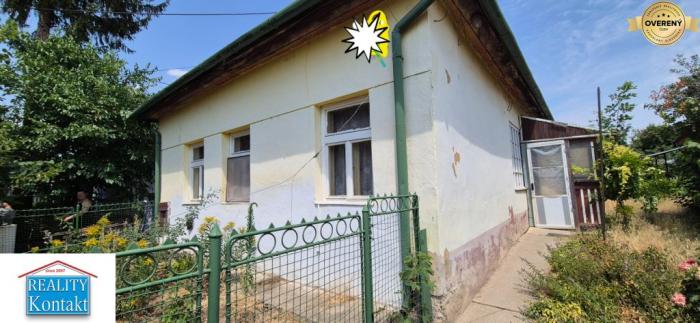 Reality Na PREDAJ rod.dom s 2 bytovými jednotkami TVRDOŠOVCE