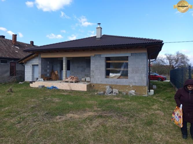 Reality Príbovce - rodinný dom /Bungalov/ Hrubá stavba