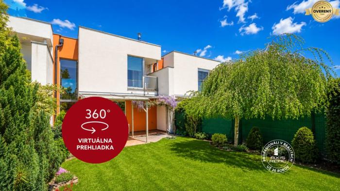 Reality AXIS REAL | Pekný radový rodinný dom v lokalite ČIERNA VODA