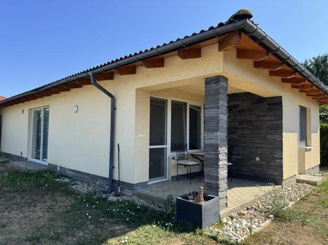 Reality EXKLUZÍVNY PREDAJ 3-izb. BUNGALOVU NA LODENICI