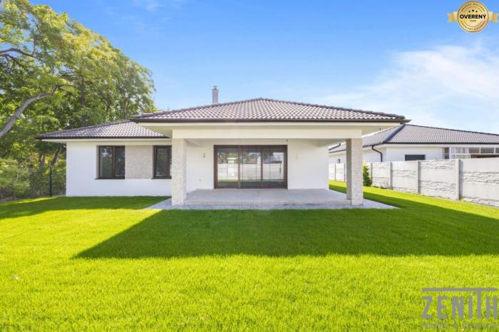 Reality PREDAJ- NOVOSTAVBA 4-IZBOVÝ BUNGALOV S DVOJGARÁŽOU A HOTOVOU ZÁHRADOU