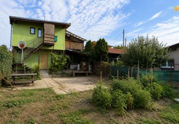 Reality RADO | 3-izbový dom 135m2 + pozemok 256m2 | Bernolákovo