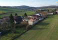 Reality Exkluzívne RD na Dobrej Vode: pozemok 878 m², zateplenie, nová strecha