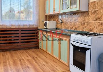 Reality RD s výnimočným pozemkom 2 449 m² v obci Beša – veľký potenciál