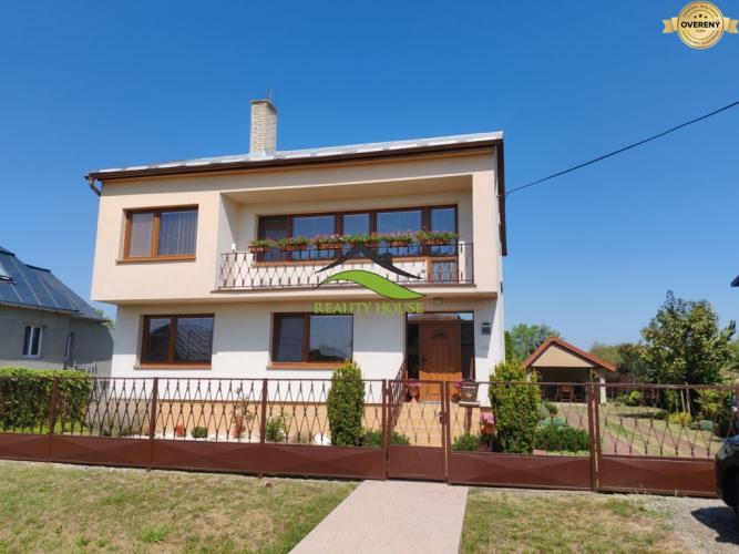 Reality Rodinný dom pre veľkú rodinu s rozsiahlym pozemkom v tichej časti obce