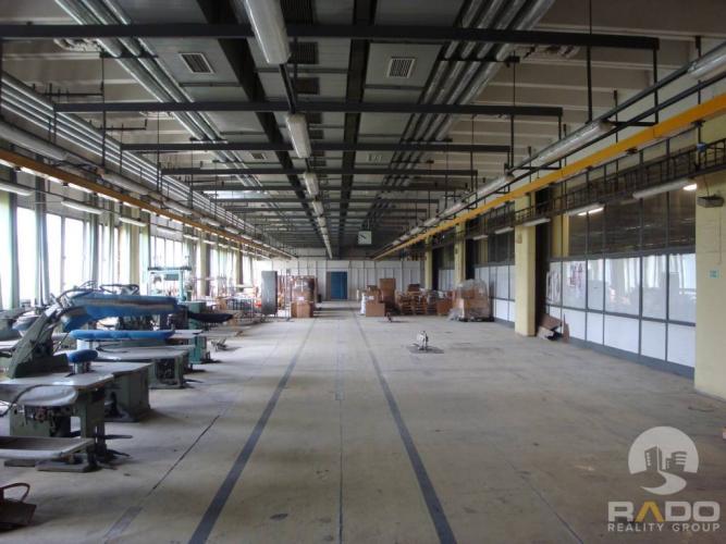 Reality Na prenájom výrobno/skladový objekt, 520 m2 , Púchov