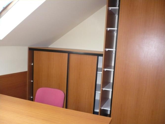 Reality --PAKTIV-- PRENÁJOM - zariadená kancelária v centre mesta, reality Trnava.