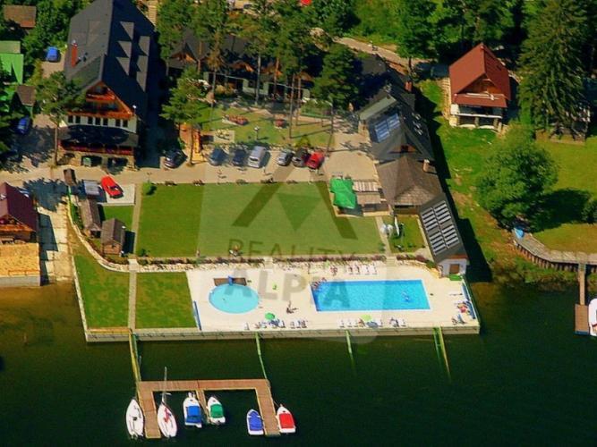 Reality Iné, Námestovo, Slanická osada