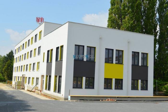 Reality MAXFIN REAL -  Polyfunkčná budova v NITRE