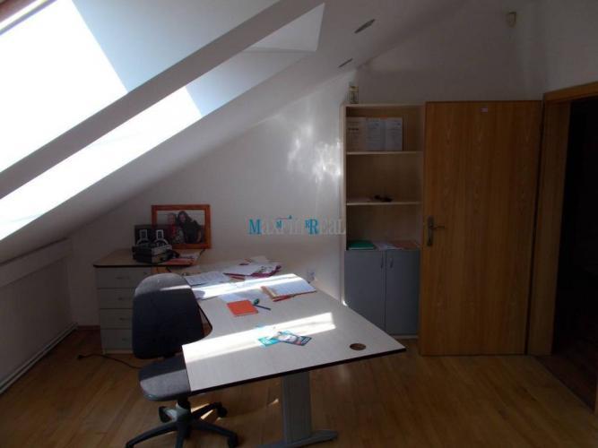 Reality MAXFIN REAL - Kancelária na Farskej