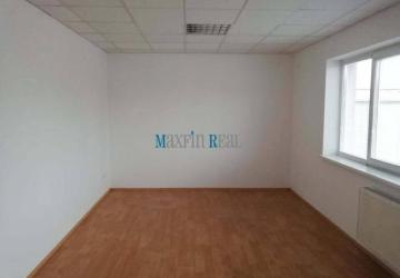 Reality MAXFIN REAL - Kancelária s parkovaním v Nitre