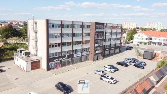 Reality Bez provízie RK | Kancelárie 32 m² a 23 m² | Ulica Svornosti, Bratislava