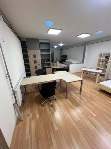 Reality PRENÁJOM - Kancelársky priestor Detva