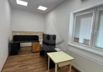 Reality Kancelárske priestory, Ďulov Dvor