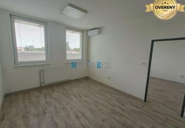 Reality Dvojkancelária s parkovaním na Chrenovej