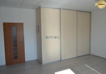 Reality Kancelária s parkovaním a vodou v Nitre 26m2