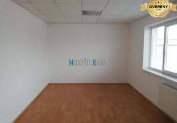 Reality Kancelária s parkovaním v Nitre