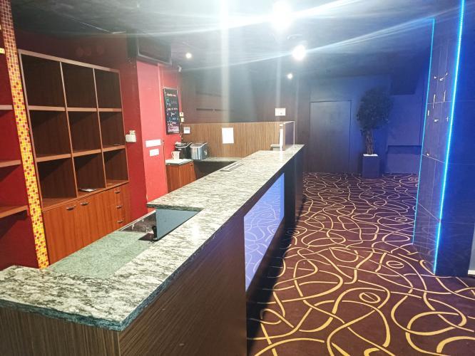 Reality Obchodné priestory, Žilina - centrum, 160 m2, Cena: od 1850 Eur/mesiac + En