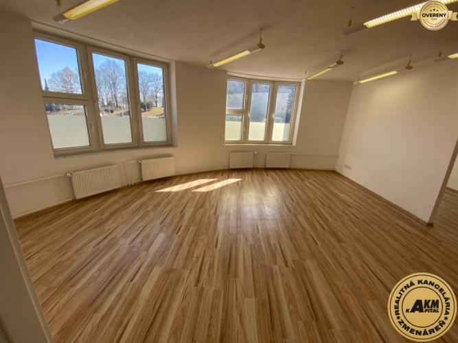 Reality Exkluzívne kancelárske priestory v centre mesta Zvolen Prenájom