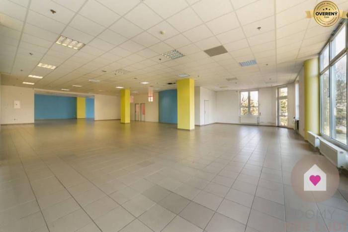 Reality GA/CENTRUM - Obchodný priestor o výmere 212m2 s možnosťou rozšírenia
