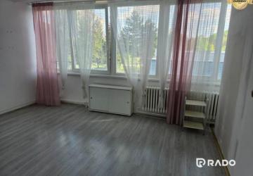 Reality RADO | Na prenájom administratívny priestor, 20 m2, Považská Bystrica