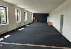 Reality Ihneď na prenájom showroom/sklad o výmere 405m2 plus 92m2 terasa, BA-IV.